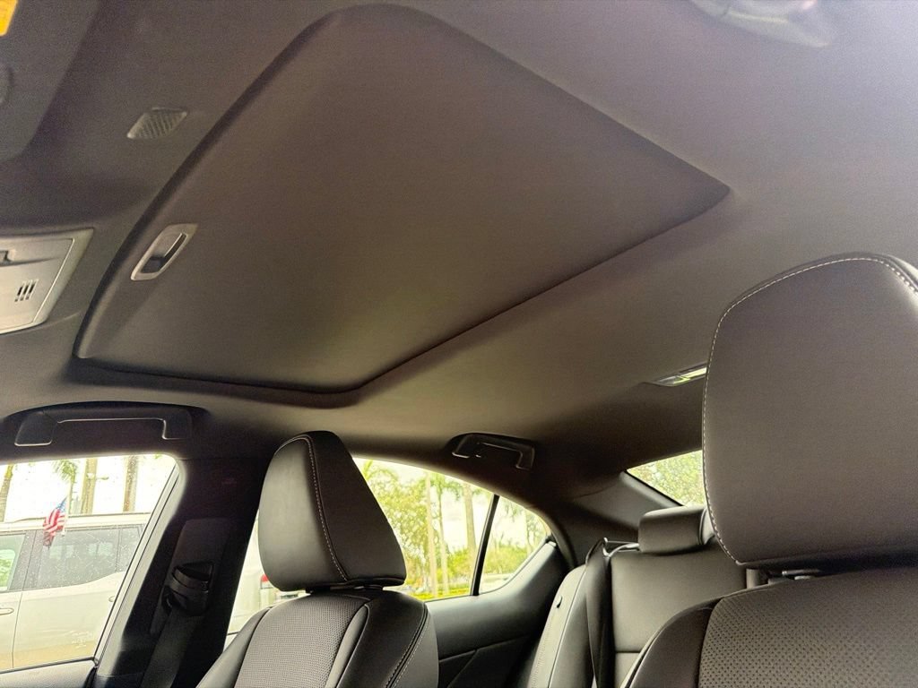 Used 2024 Gray Lexus  image 5