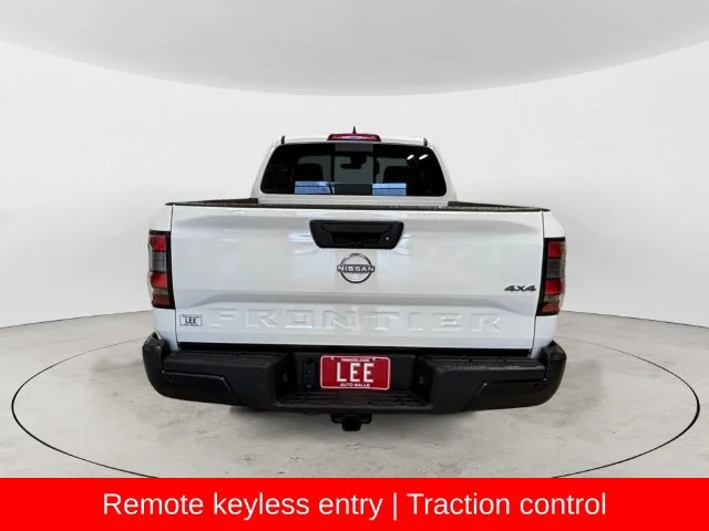 New 2027 White Nissan S 4x4 image 5