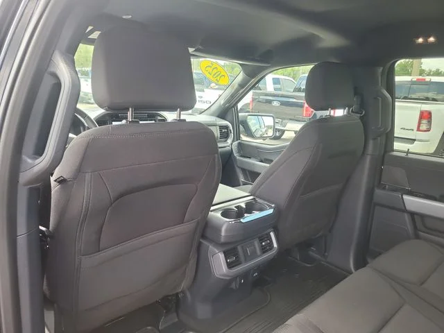 Used 2025 Blue Ford XLT image 12