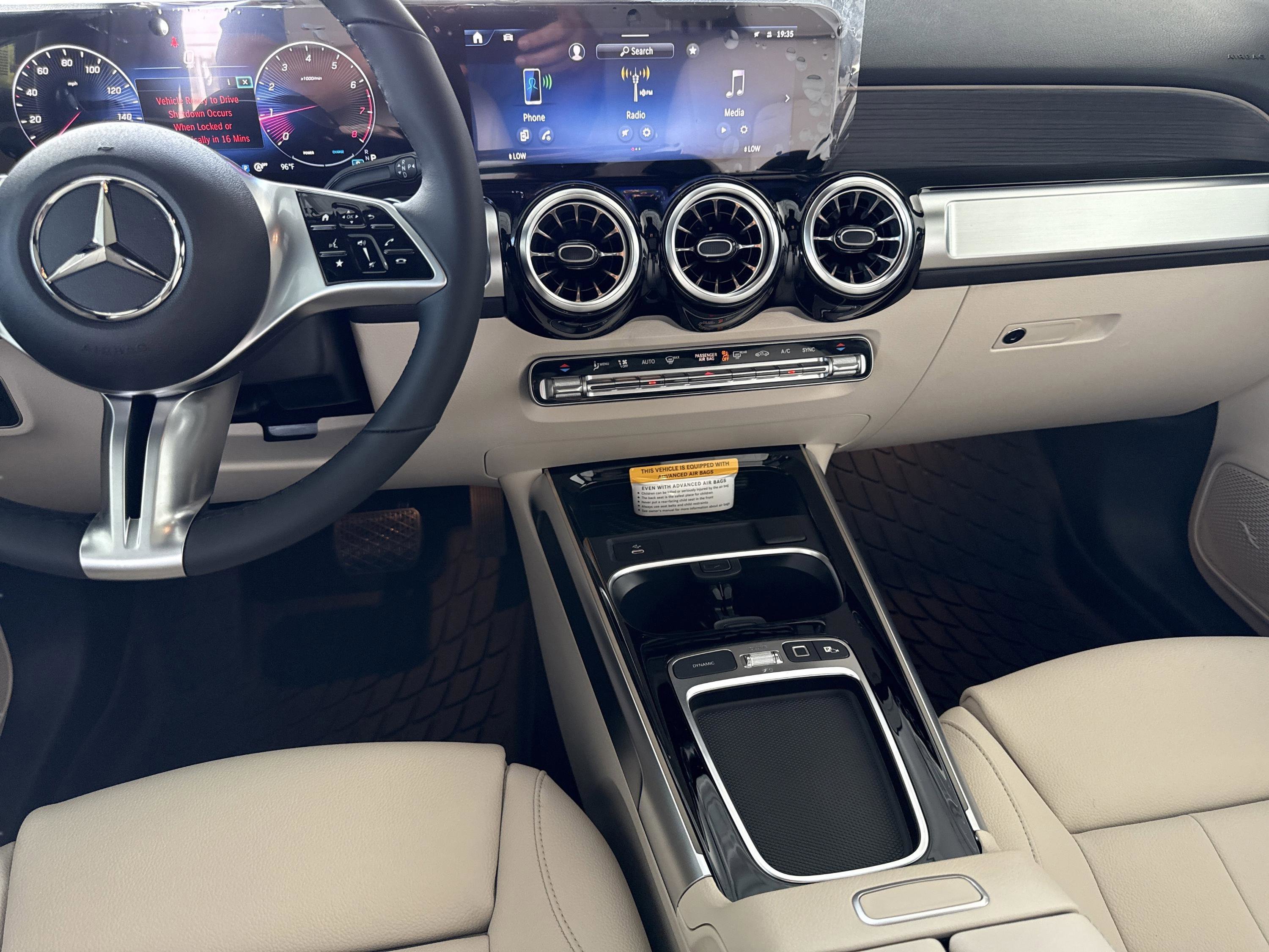 New 2026 Night Black Mercedes-Benz GLB 250 image 38