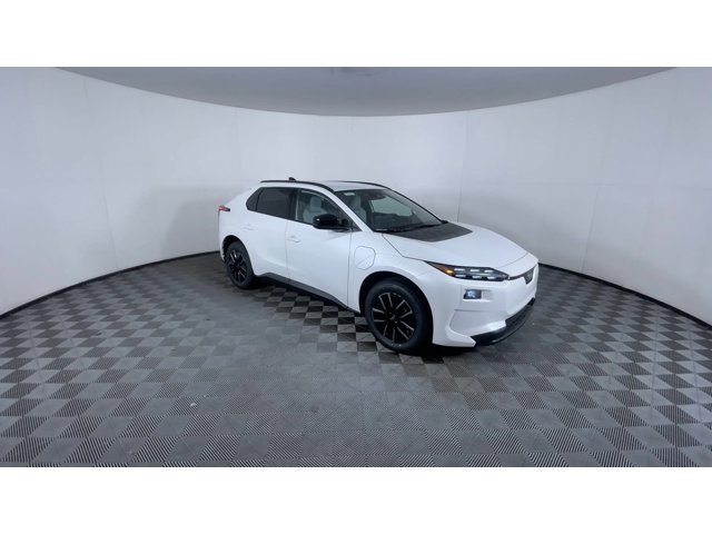 New 2026 COSMIC WHITE PEARL Subaru Premium image 2