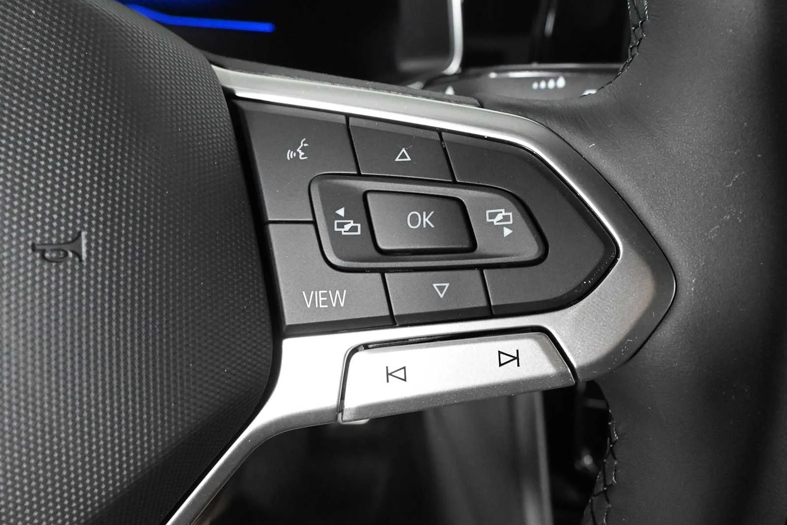 New 2026 Platinum Gray Metallic Volkswagen Sport image 19