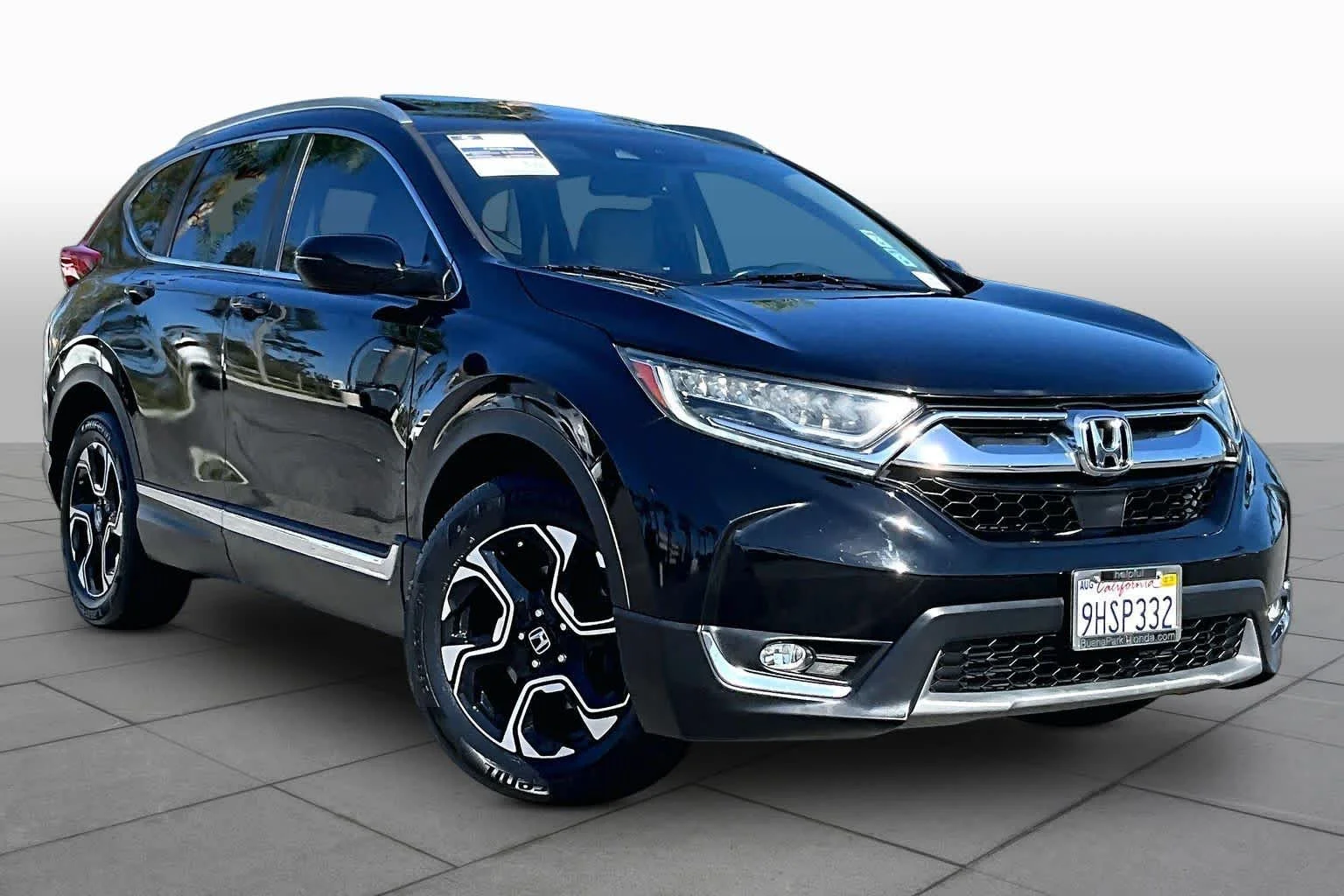 Used 2018 Honda CR-V Touring with VIN 7FARW1H95JE041830 for sale in Newport Beach, CA