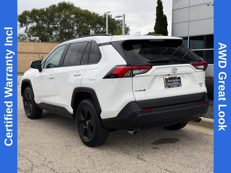 Used 2023 Ice Toyota XLE image 5