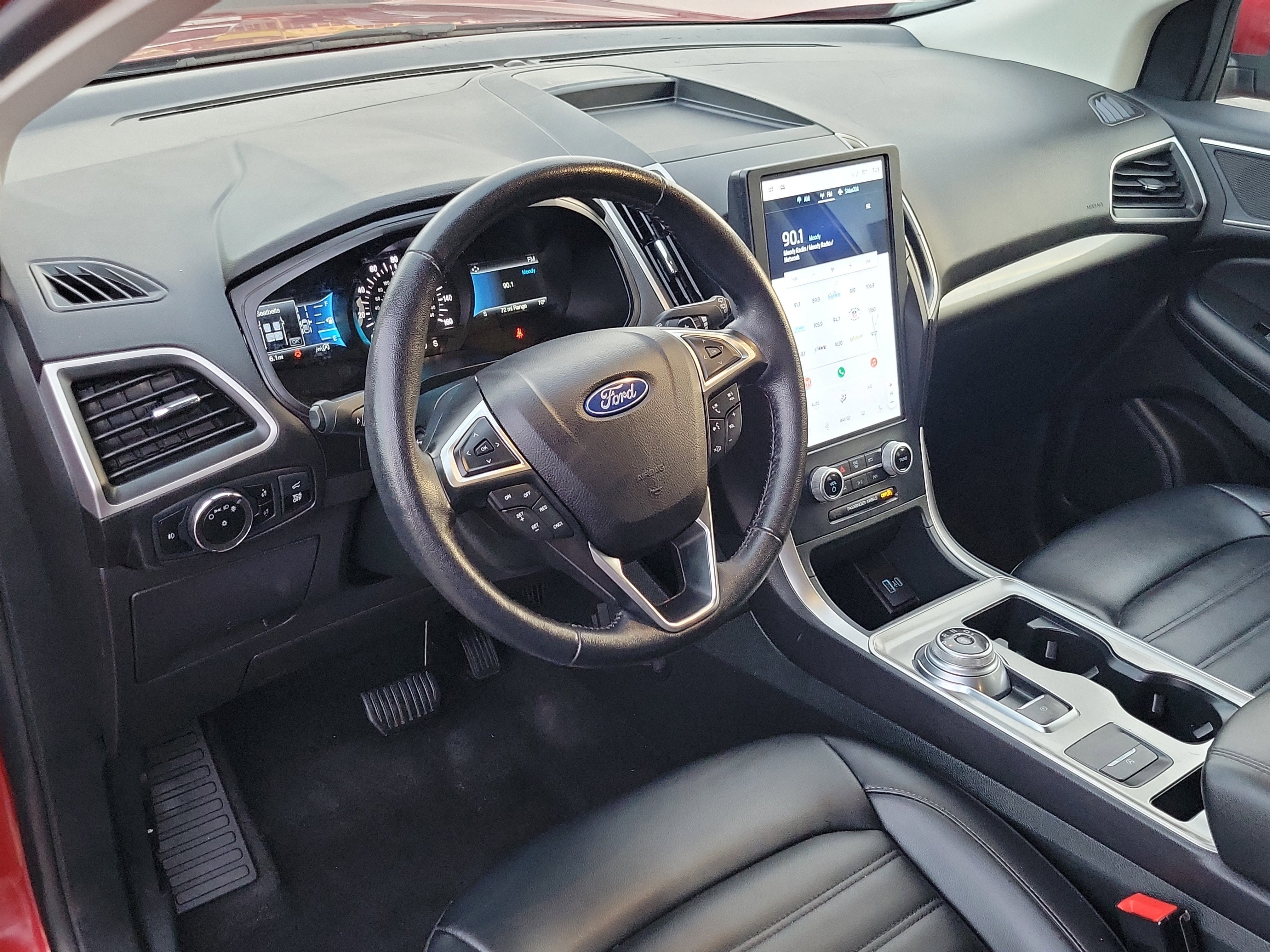 Used 2023 Red Ford  image 16