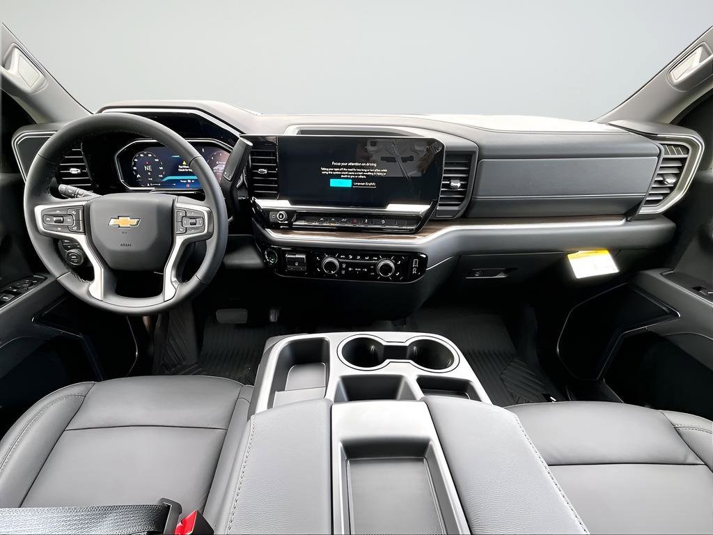 New 2026 Chevrolet Silverado 1500 LT 4D Crew Cab