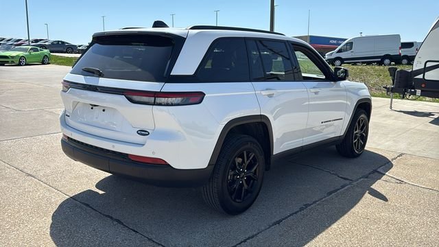 Certified Used 2025 White Jeep Altitude image 15