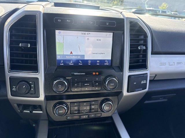 Used 2020 Black Metallic Ford Lariat image 23
