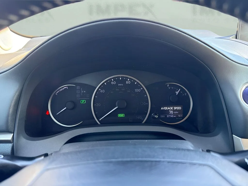 Used 2015 Black Lexus 200h image 24