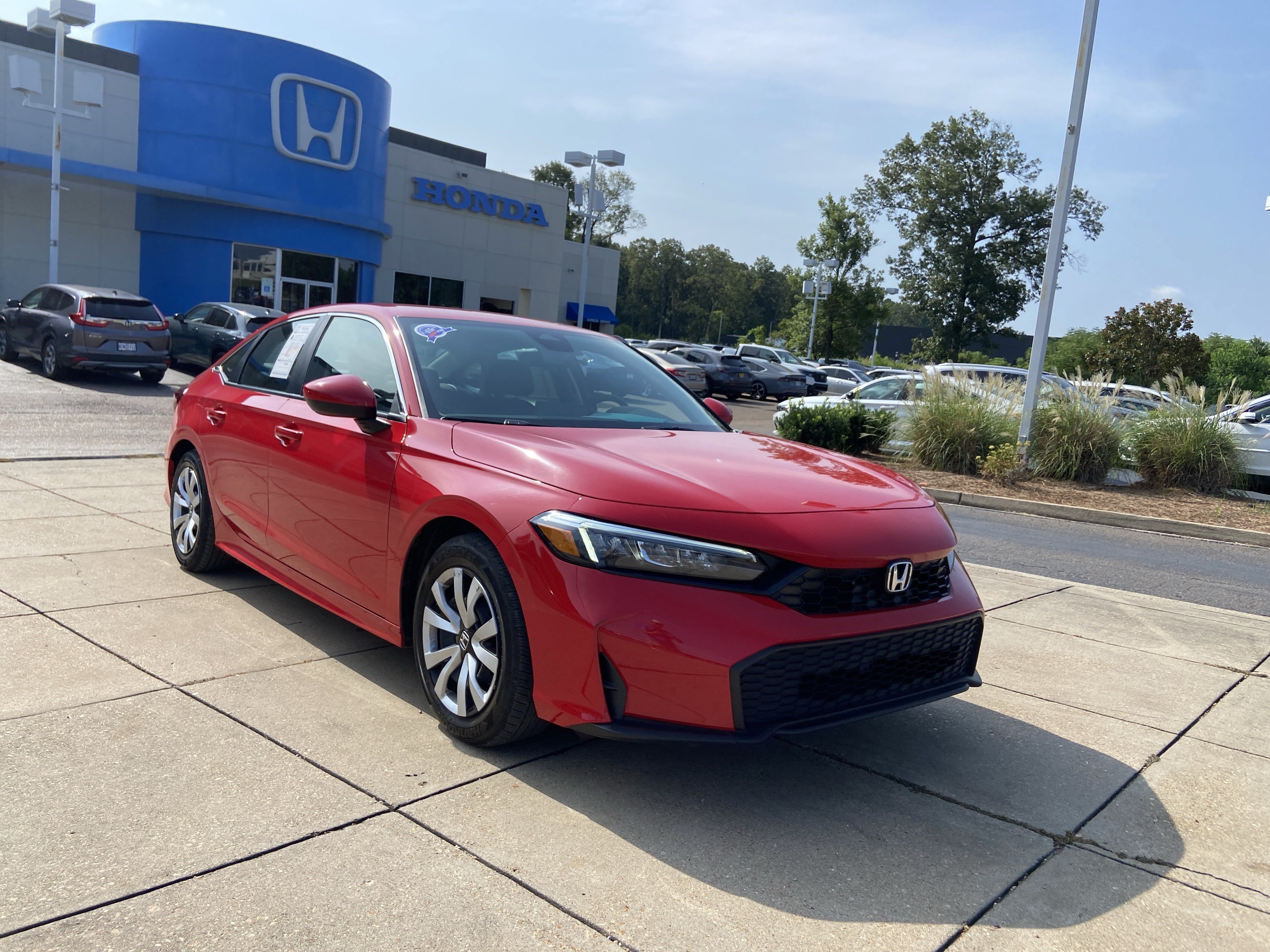 Used 2025 Rallye Red Honda LX image 2