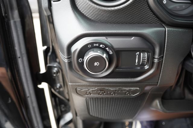 Used 2024 Black Jeep Rubicon image 19