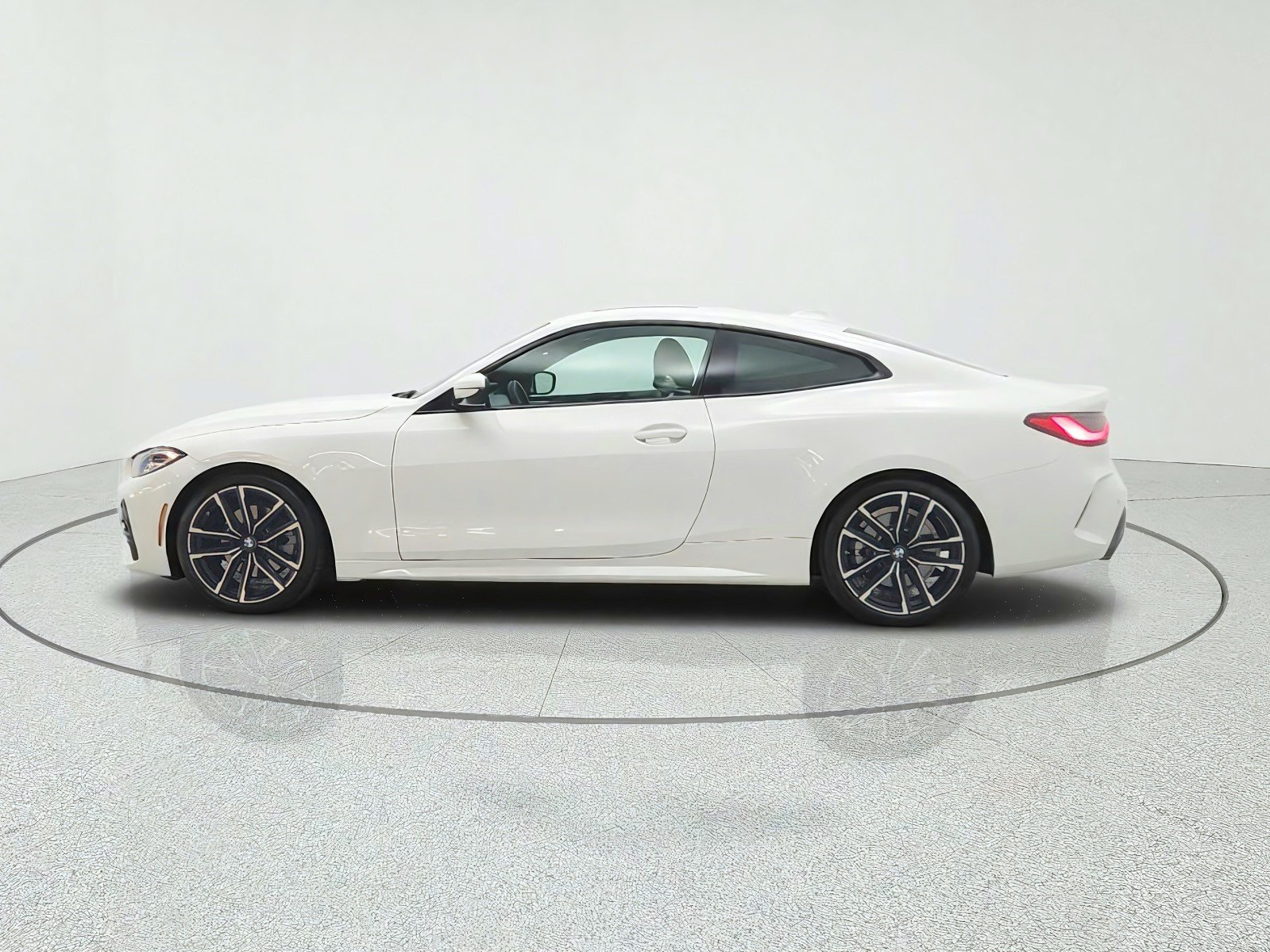 Used 2021 Alpine White BMW 430i Coupe image 8