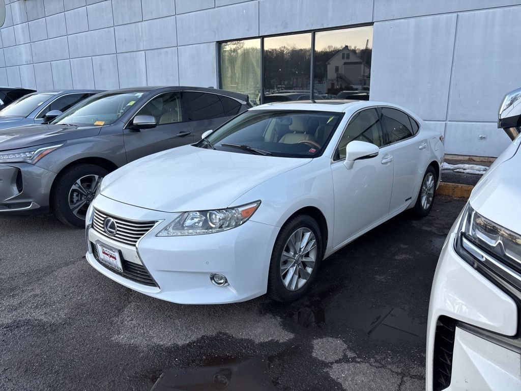 2014 Lexus ES 300h