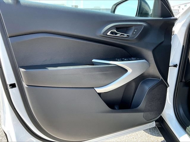 New 2026 Summit White Chevrolet LS image 23