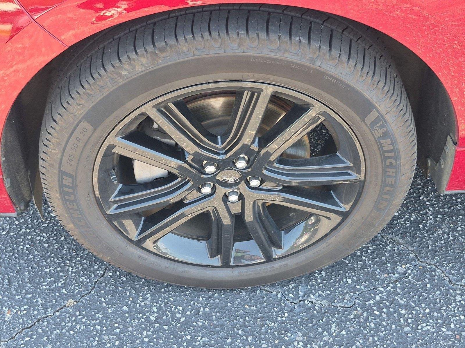 Used 2022 Rapid Red Metallic Tinted Clearcoat Ford ST-Line image 10