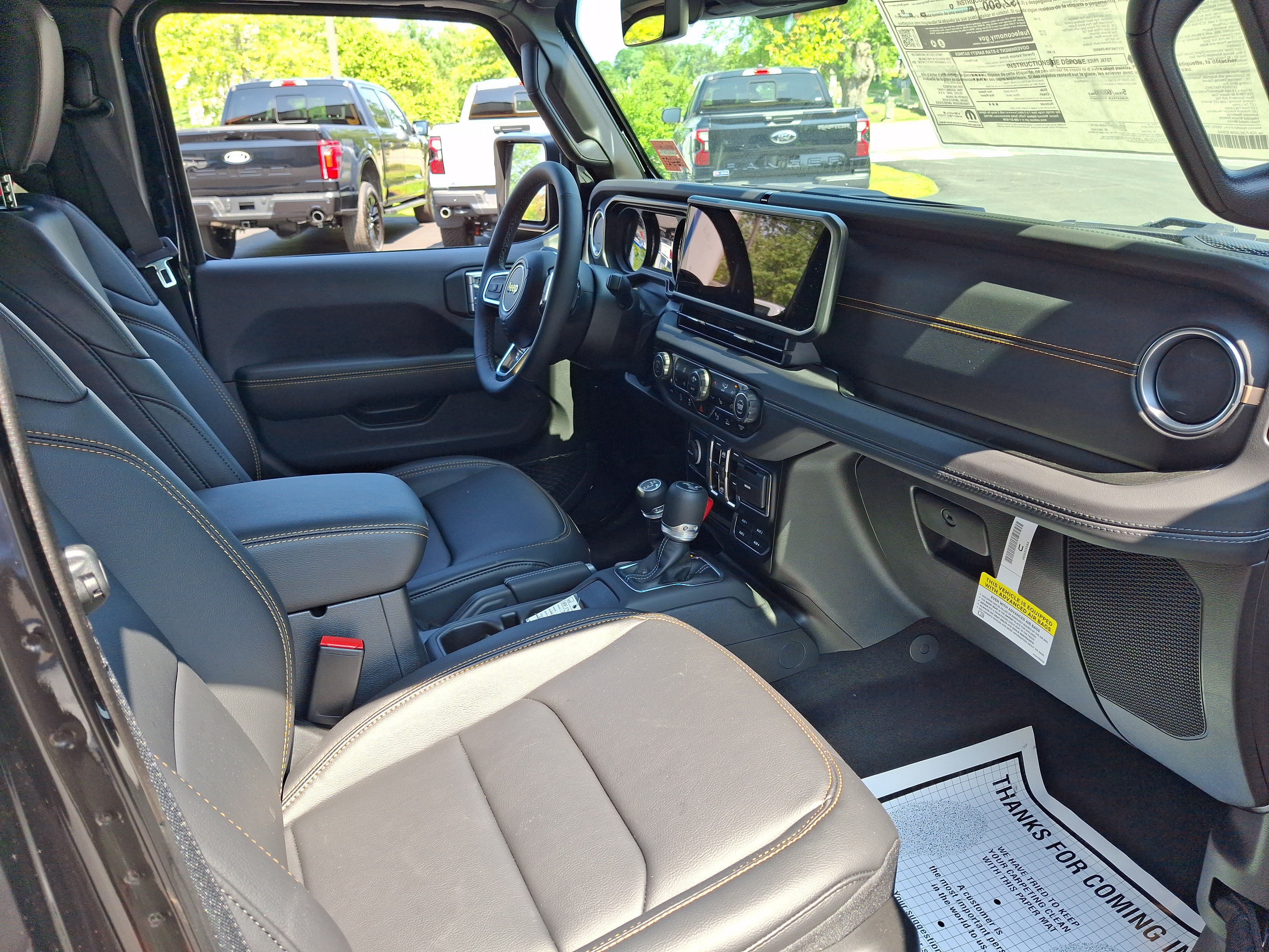 Used 2025 Black Clearcoat Jeep Sahara image 17