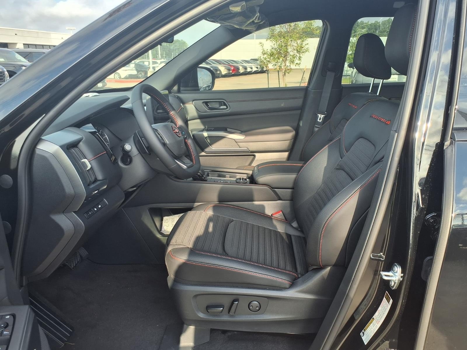 2026 Nissan Pathfinder Rock Creek® Black at Robbins Nissan