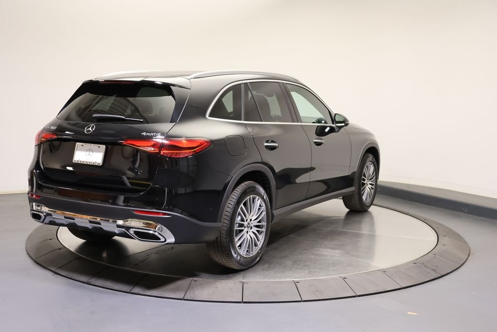 Used 2026 Black Mercedes-Benz GLC 300 image 7