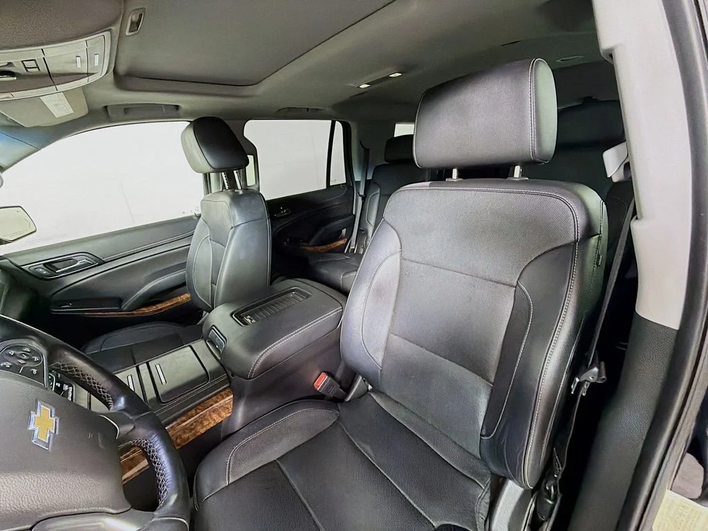 Used 2019 Black Chevrolet Premier image 12