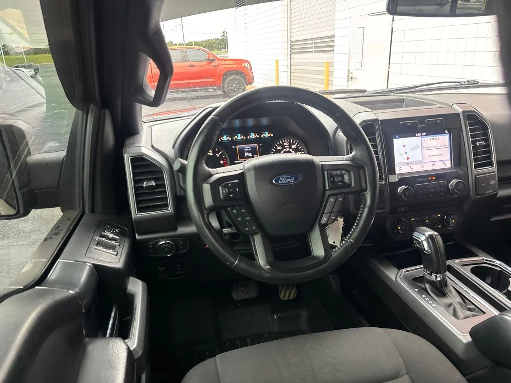 Used 2018 Gray Ford XLT image 2