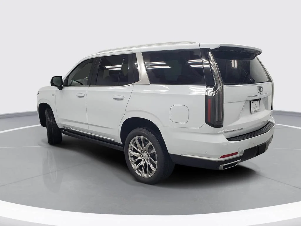 2026 Cadillac Escalade Luxury - Photo 4