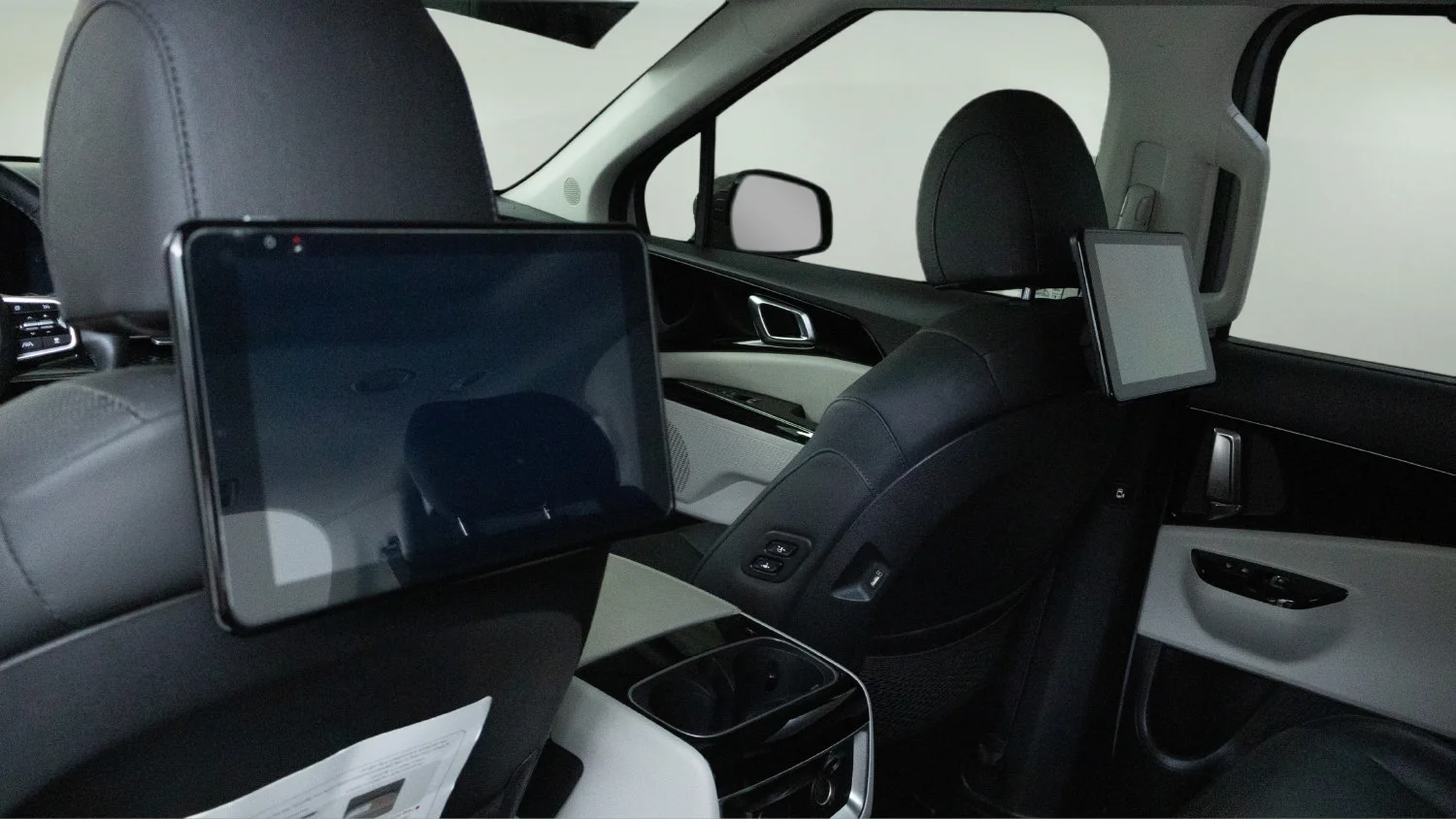 Used 2024 Silver Kia SX Prestige image 29