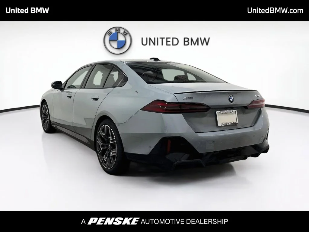 Certified Used 2027 Brooklyn Grey Metallic BMW 540i xDrive image 7