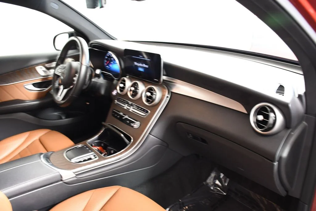 Used 2021 designo Cardinal Red Metallic Mercedes-Benz GLC 300 Coupe image 19