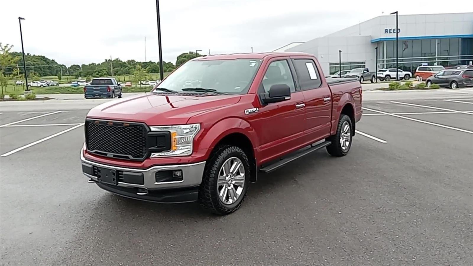 Used 2018 Red Ford XLT image 4