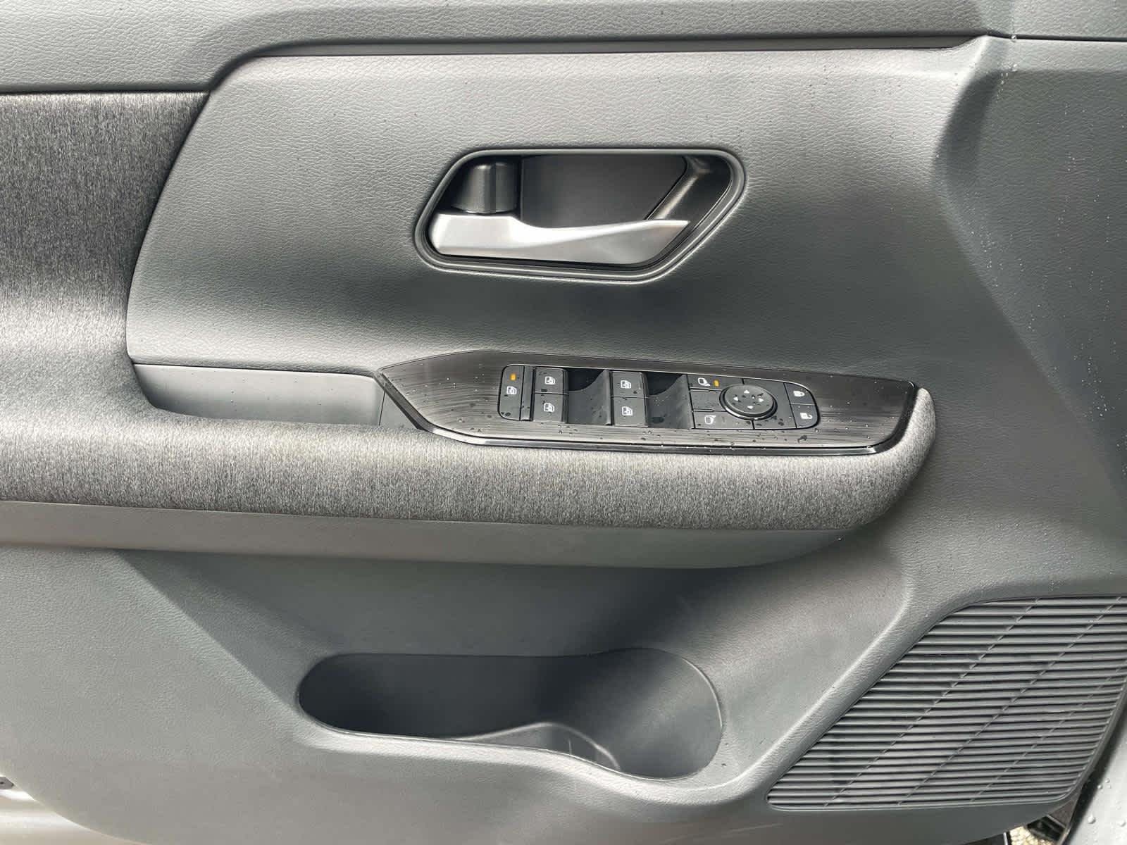 New 2027 Gun Metallic Nissan SV image 29