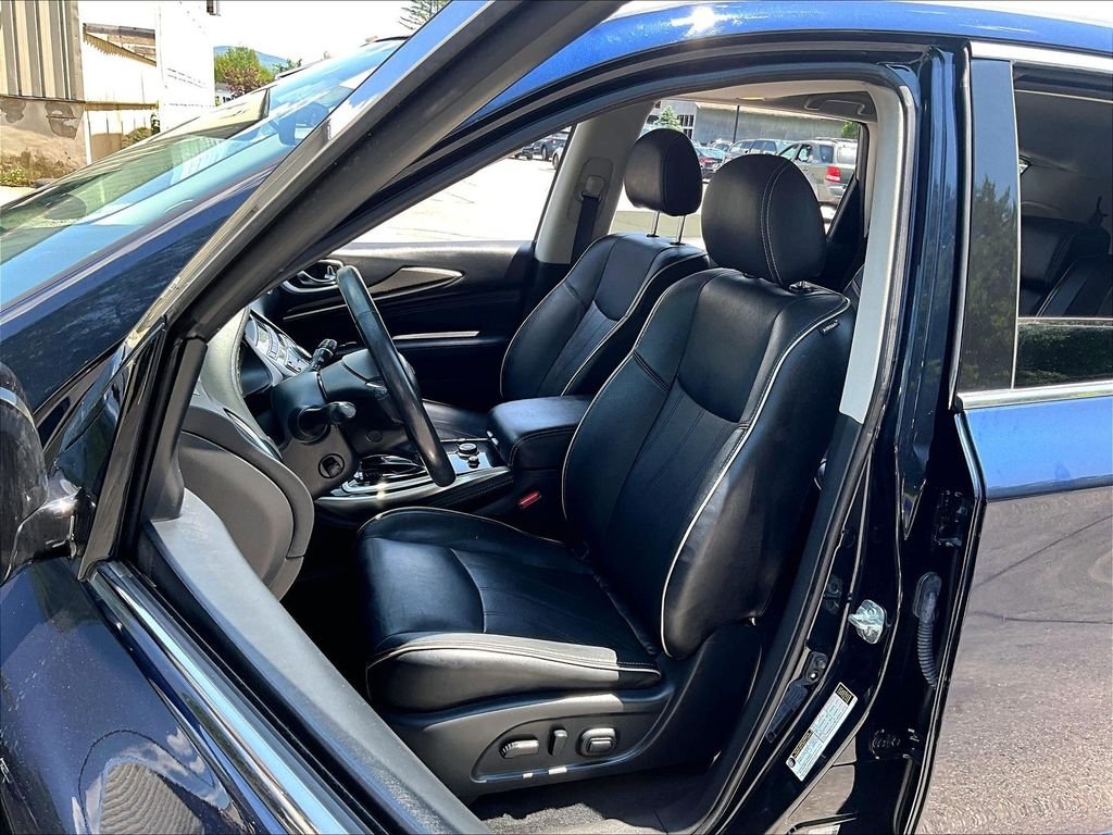 Used 2020 Hermosa Blue INFINITI LUXE image 10