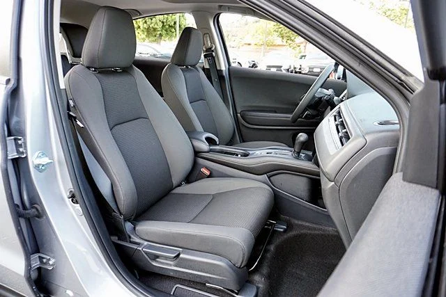 Used 2022 Silver Honda EX image 11
