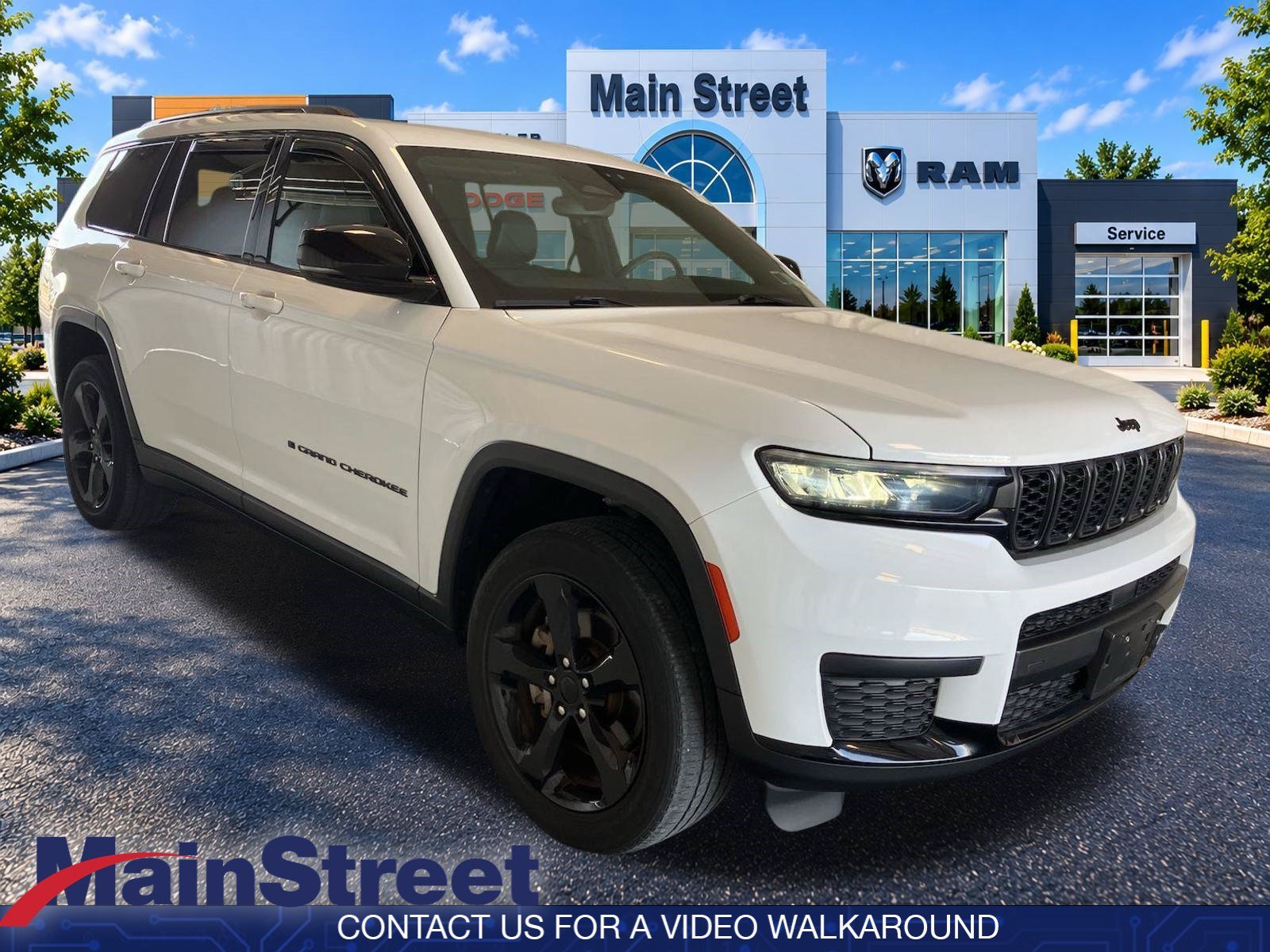 Used 2023 Bright White Clearcoat Jeep Altitude image 1