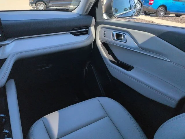 New 2026 Agate Black Metallic Ford Active image 17