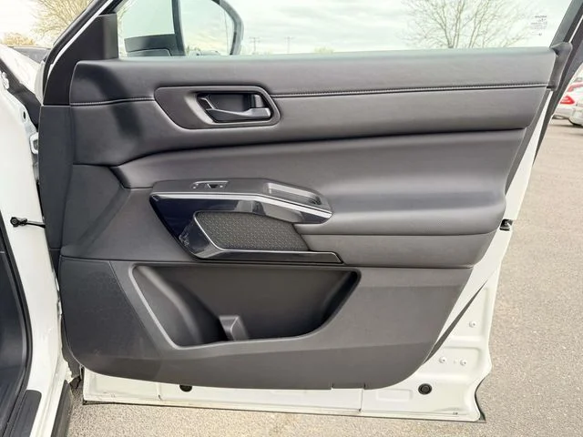 Used 2025 White Nissan SV image 8
