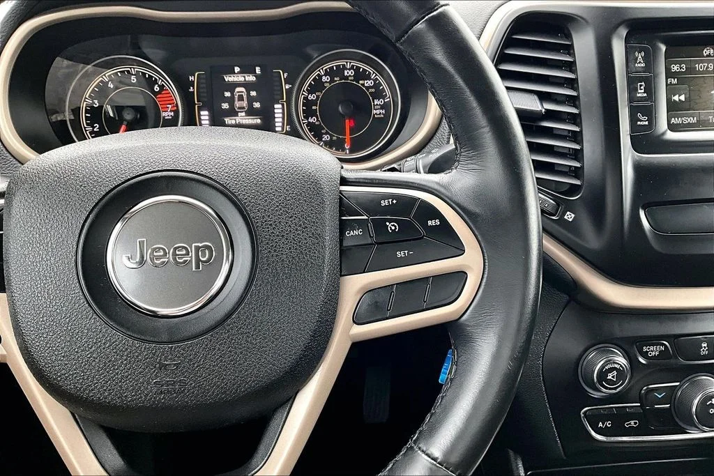2017 Jeep Cherokee Latitude - Photo 13