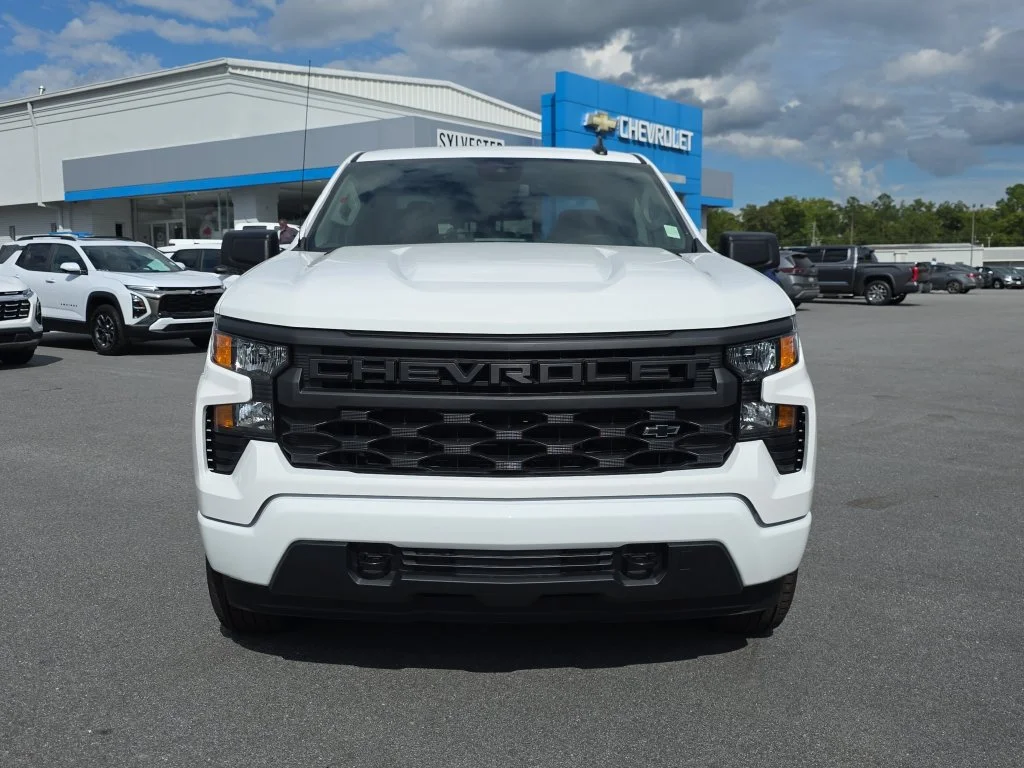 New 2026 Summit White Chevrolet Custom image 10