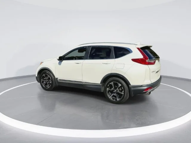 Used 2018  Honda Touring image 7