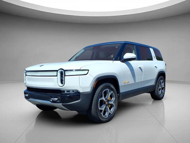 2024 Rivian R1S Adventure