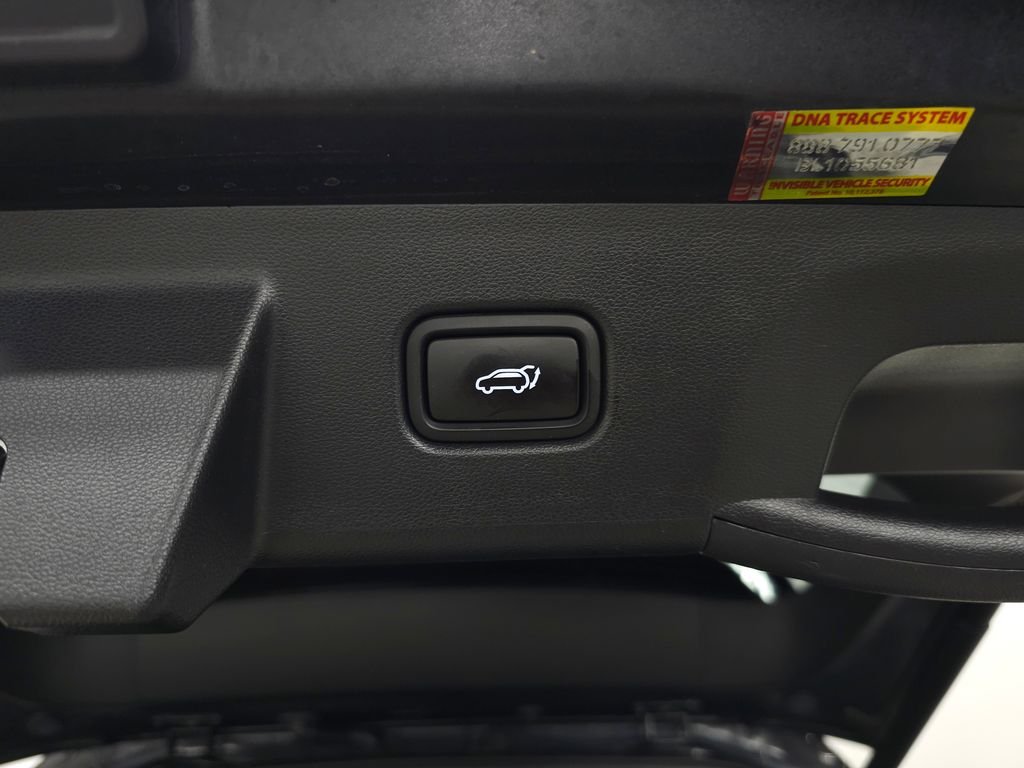 Used 2024 Black Pearl Hyundai Limited image 9