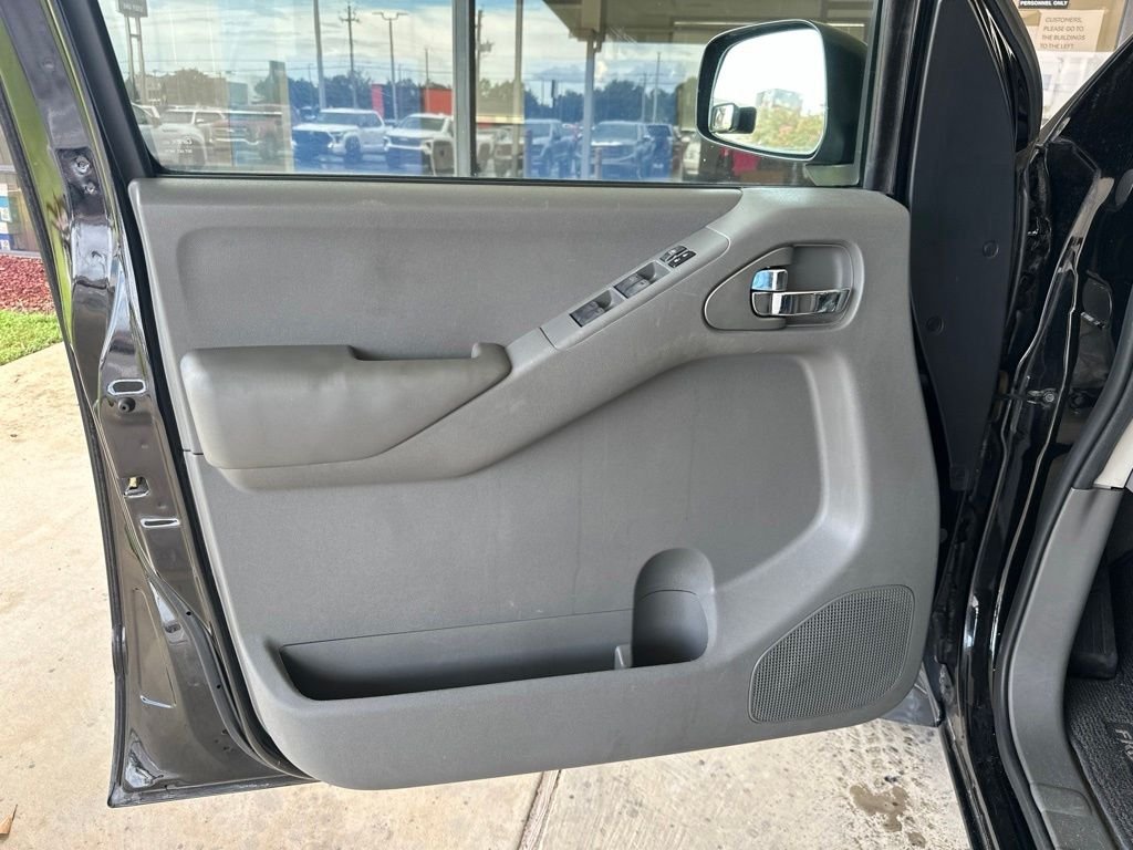 Used 2012 Black Nissan SV image 8