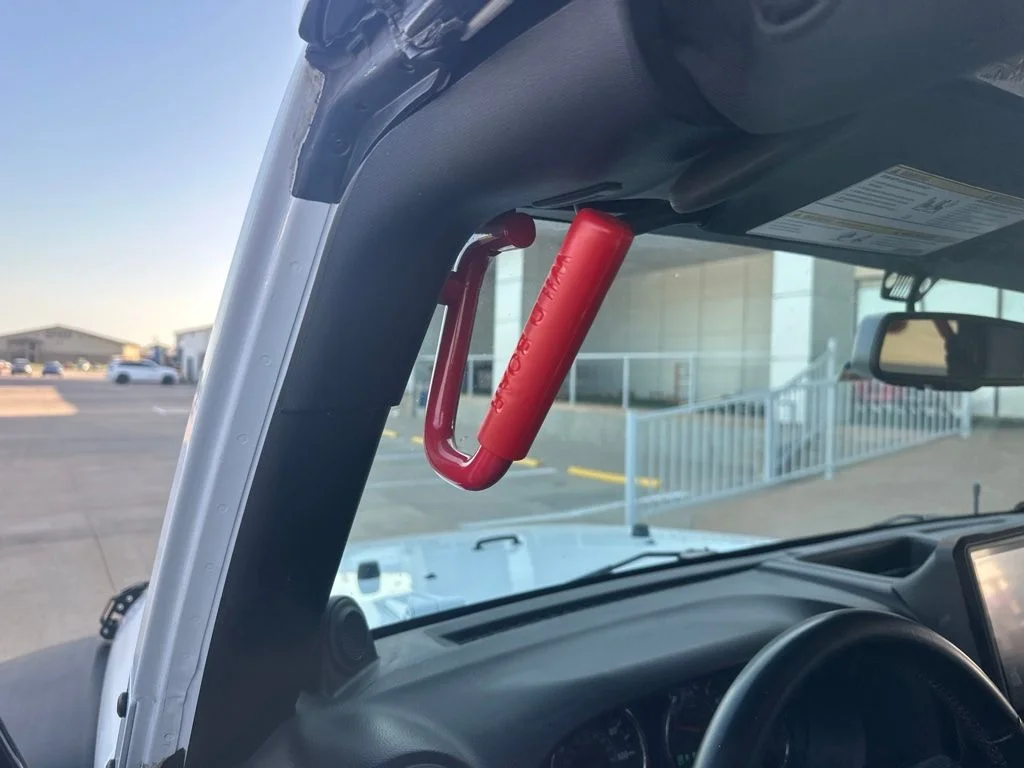 Used 2014 White Jeep Unlimited Sport image 8