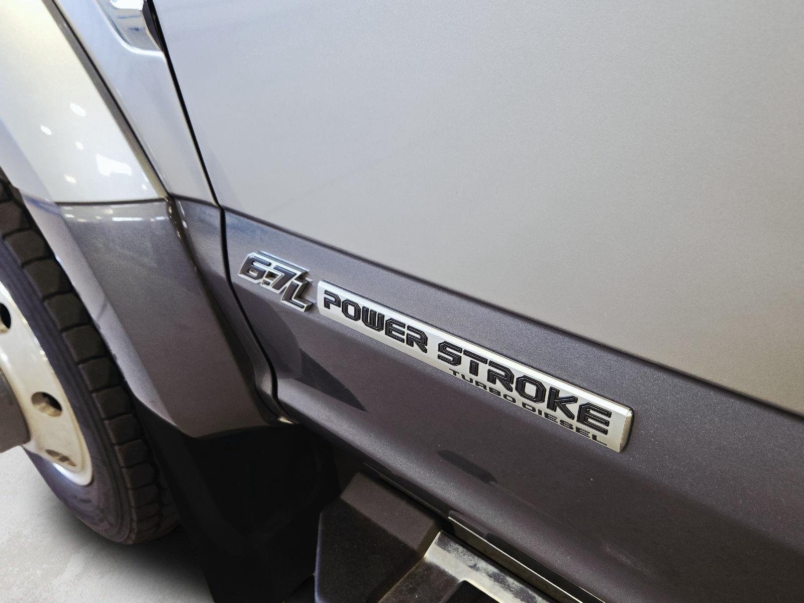 Used 2022 Iconic Silver Ford Lariat image 61