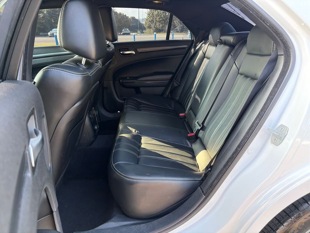 Used 2014 Ivory Chrysler S image 27