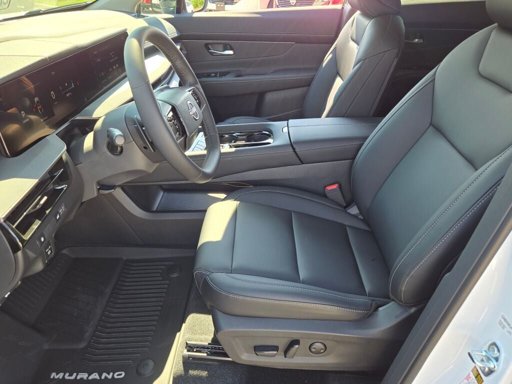 2025 Nissan Murano SV - Photo 18