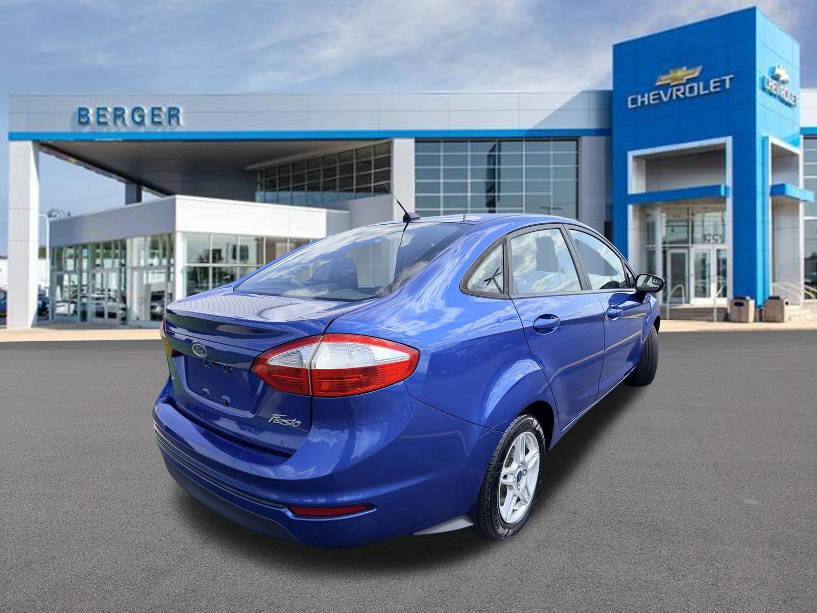 Used 2019 Ford Fiesta SE with VIN 3FADP4BJ3KM125753 for sale in Grand Rapids, MI