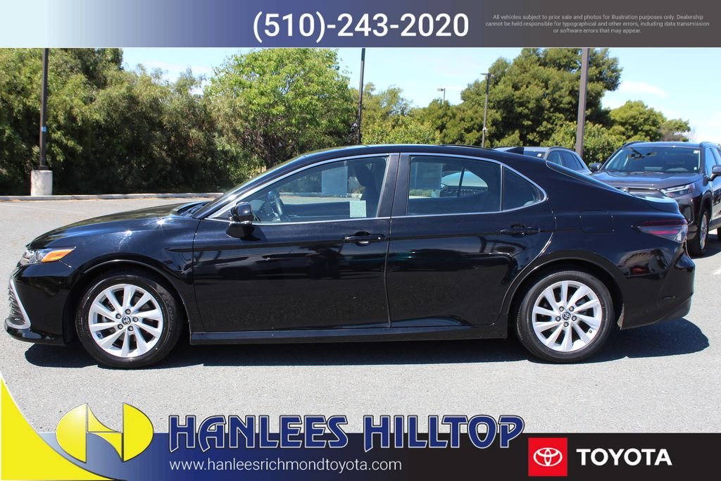 2023 Toyota Camry LE photo 5