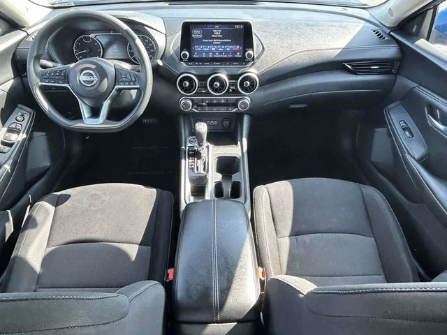 Used 2025 Electric Blue Metallic Nissan SV image 4