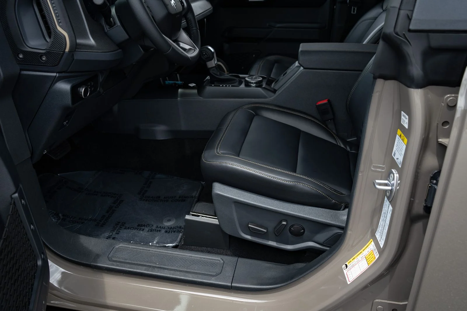 New 2026 Marsh Gray Ford Badlands® image 30