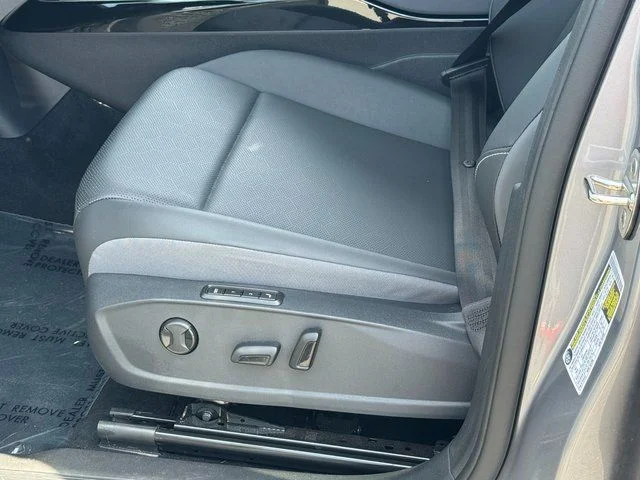 Used 2023 Silver Volkswagen Pro S image 30